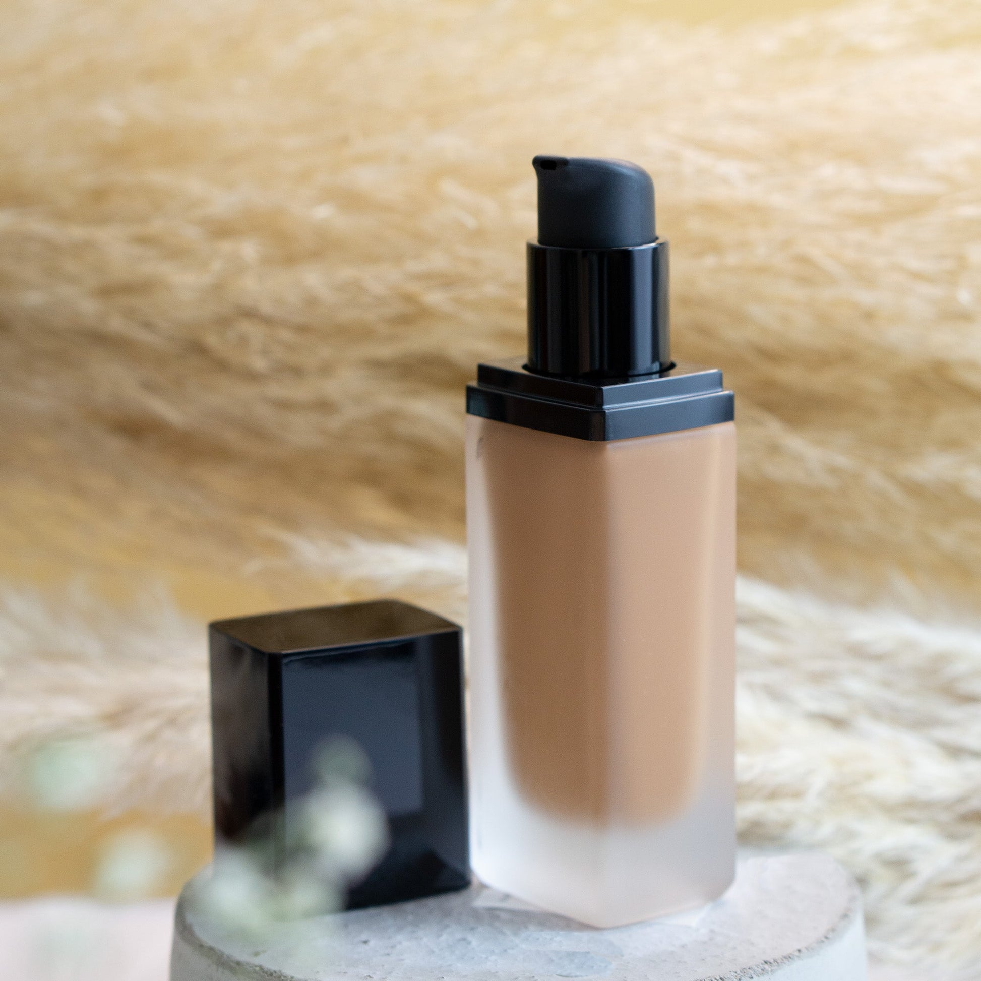 Foundation - Sea (#FK100) - Fond de teint liquide - Mélange botanique - Protection solaire naturelle - Cosmétiques minéraux Végane - Fencygrace